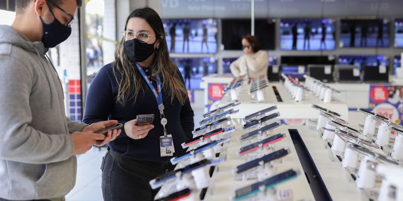 PIB cai 3% de abril para maio, revela FGV