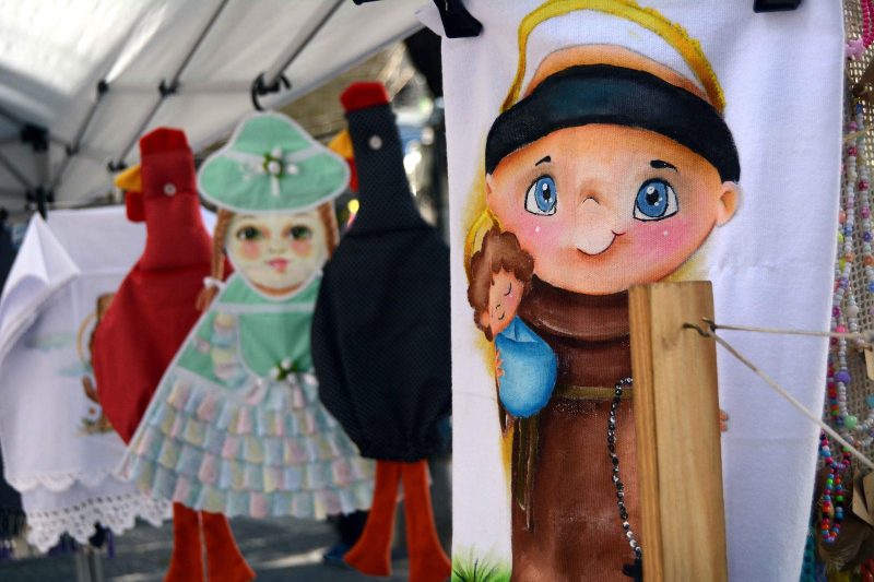 Feira de Artesanato movimenta a Praca da Matriz – Barra