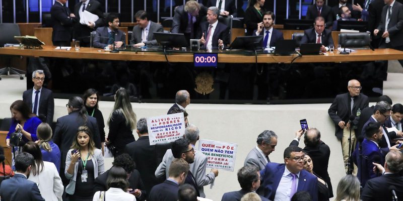 Câmara discute reforma tributária, que deve ser votada nesta quinta