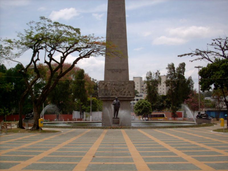 Volta Redonda promove campanha de combate e prevenção ao câncer no aniversário da cidade