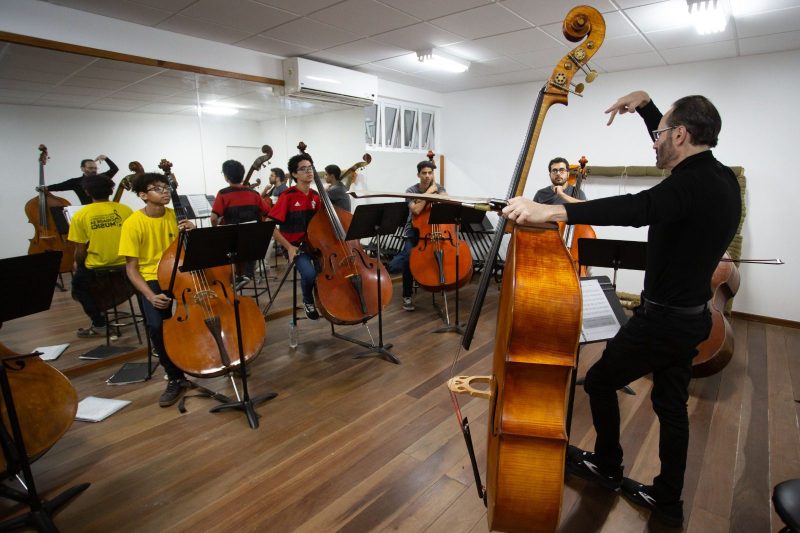 Projeto ‘Volta Redonda Cidade da Música’ recebe professores de universidade dos EUA