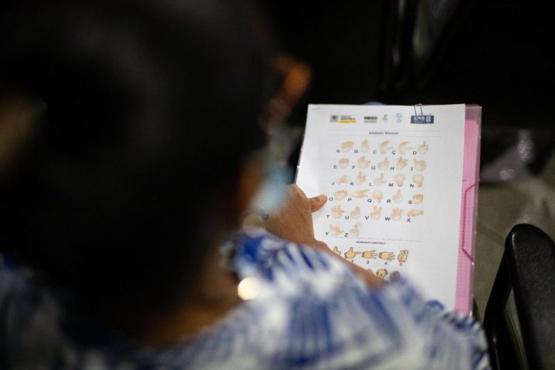 Inscrições para curso de Libras da Prefeitura de Volta Redonda estão abertas até esta sexta-feira