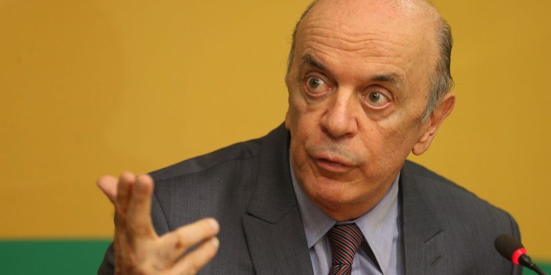 Golpes ensinaram o valor da democracia, diz José Serra sobre Chile