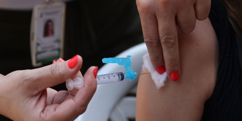 Apenas uma em cada 3 vacinas de HPV foram aplicadas no estado de SP