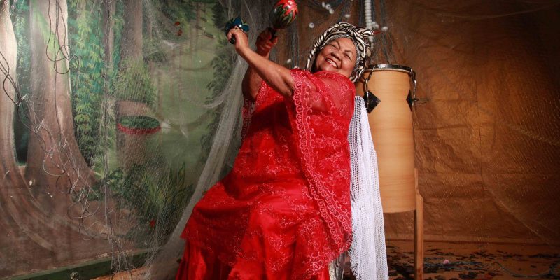 Exposição Ocupa Dona Onete leva o Pará ao Museu do Pontal