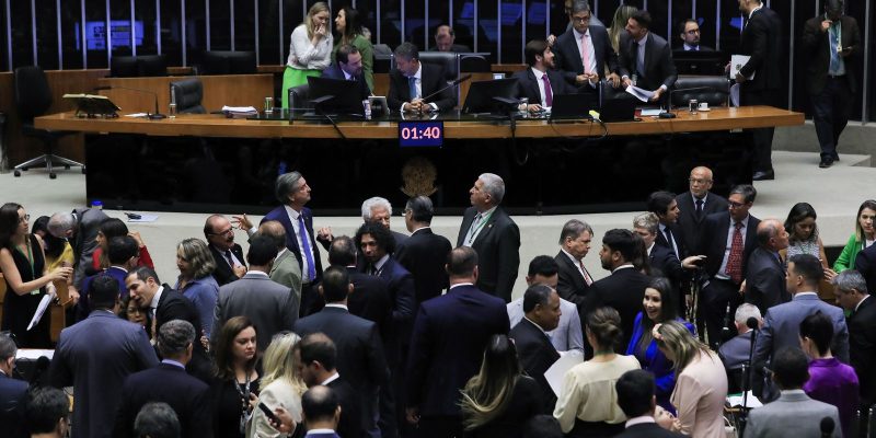 Câmara aprova urgência e minirreforma eleitoral vai a Plenário