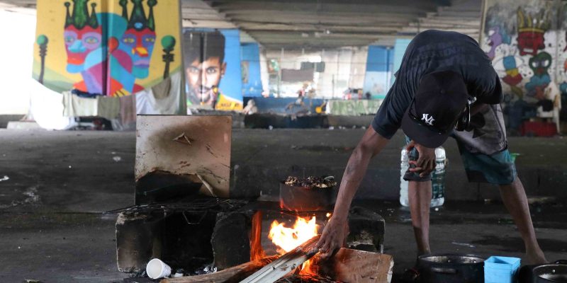 MP cobra que prefeitura garanta acesso a benefícios em São Paulo