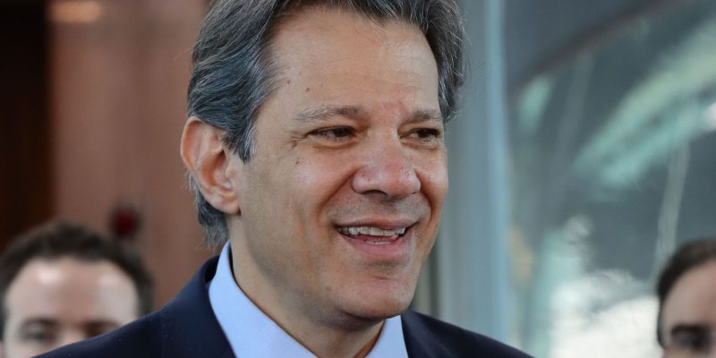 Haddad comemora crescimento do PIB superior ao projetado