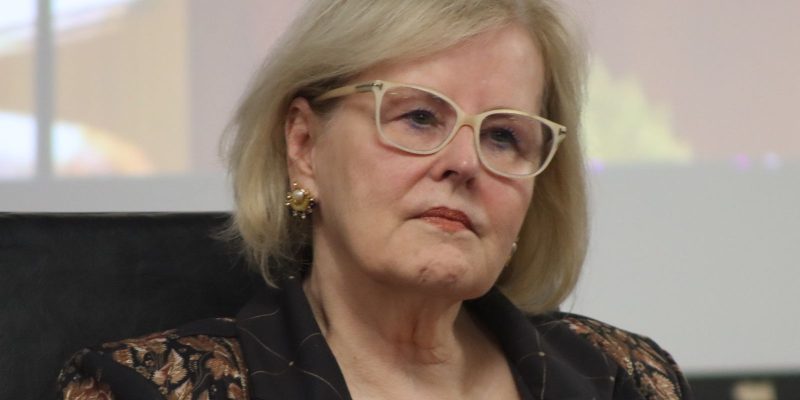 Rosa Weber libera descriminalização do aborto para julgamento