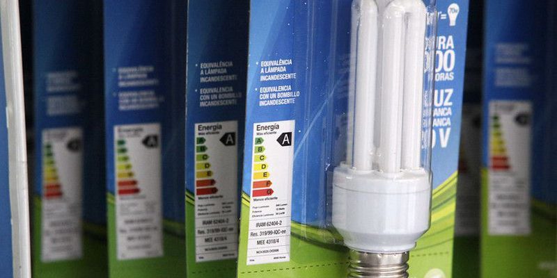 Aneel mantém bandeira tarifária verde para novembro