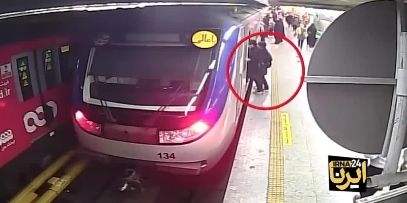 Jovem iraniana agredida por não usar lenço tem morte cerebral