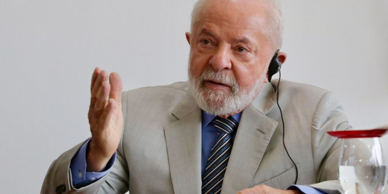 Lula faz fisioterapia e não tem agenda de trabalho