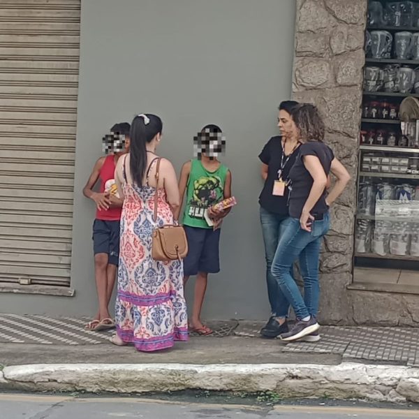 Assistencia Social e Conselho Tutelar promovem abordagem para identificar possiveis