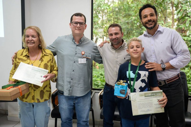 Concurso fotografico sobre aves premia alunos da rede municipal de