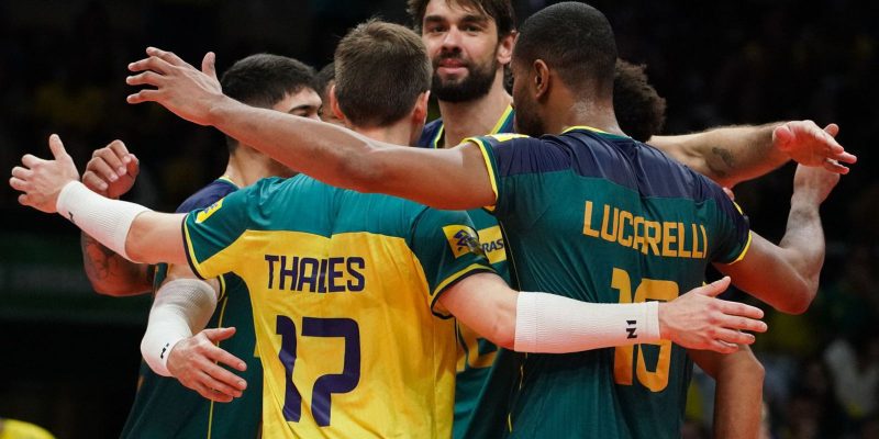 Vôlei: Brasil bate Cuba e mantém chances de classificação para Paris