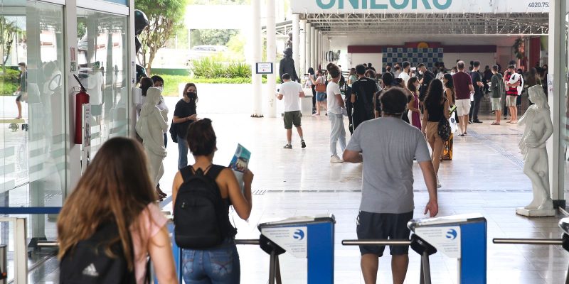 Saiba como as notas Enem podem ser usadas no Brasil e no exterior