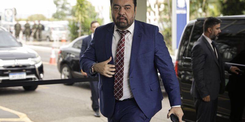 Governo do Rio diz que descobriu plano de atentado contra Castro