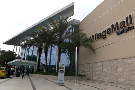Rio de Janeiro (RJ), 27/10/2023 - Fachada do shopping center VillageMall, na Barra da Tijuca, zona oeste da cidade. Foto: Tânia Rêgo/Agência Brasil
