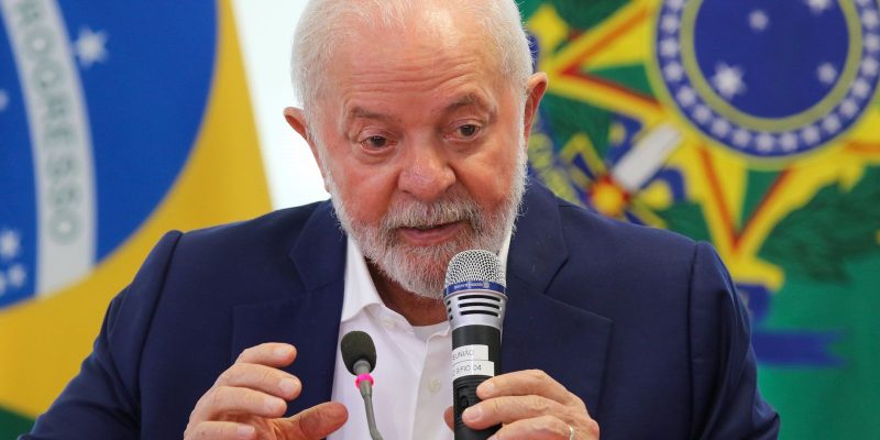 Lula diz que não precisa gostar de presidentes dos países vizinhos