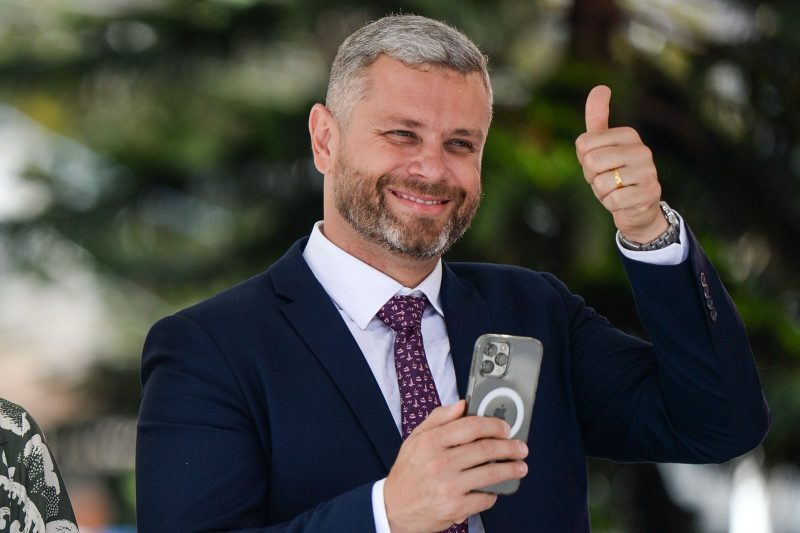 Contas da Prefeitura de Barra Mansa sao aprovadas por unanimidade