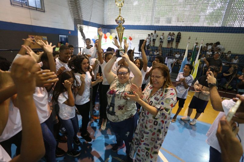 Volta Redonda premia atletas e escolas campeÃ£s do Jevre 2023; ediÃ§Ã£o 2024 jÃ¡ tem data definida
