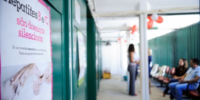 Farmanguinhos entrega ao SUS nova opção de remédio para hepatite C