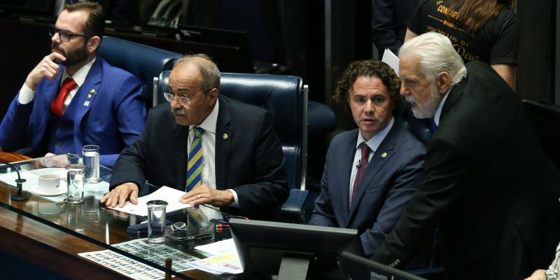 Senado aprova mudanças no registro de agrotóxicos