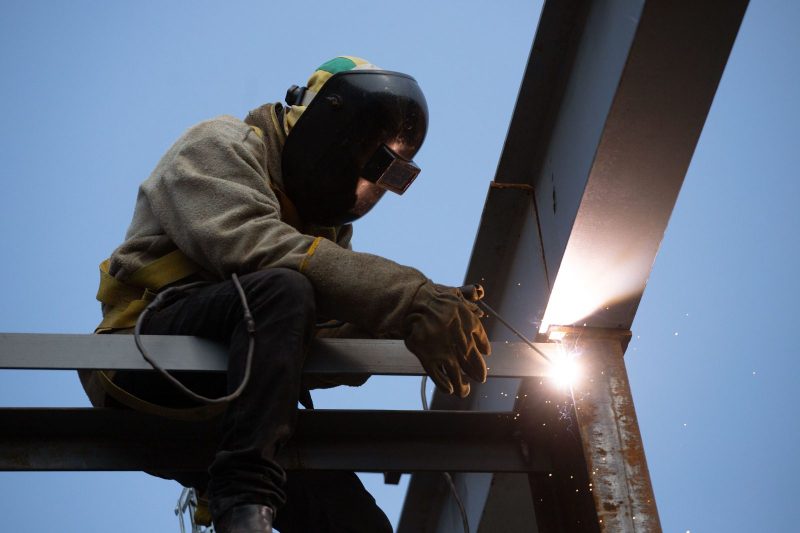 Construção de nova passarela na Radial Leste vai ligar Vila Americana ao Água Limpa, em Volta Redonda