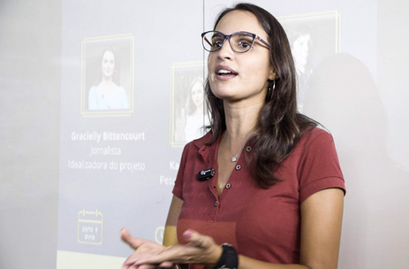 Cleiton Freitas Projeto ensina estudantes a identificar informações falsas sobre vacina HPV. Jornalista Gracielly Bittencourt, idealizadora do projeto “Conhecimento é vacina para a desinformação”. Foto: Cleiton Freitas