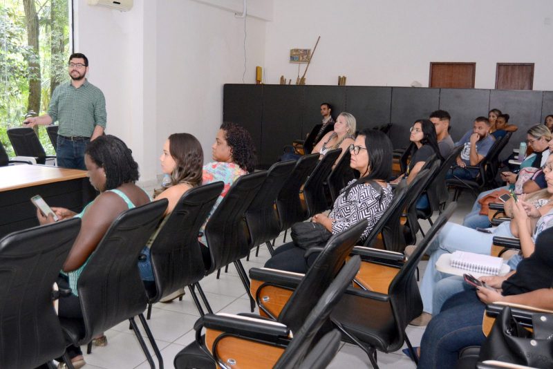 Capacitacao de medicos e enfermeiros e realizada para alinhar trabalho