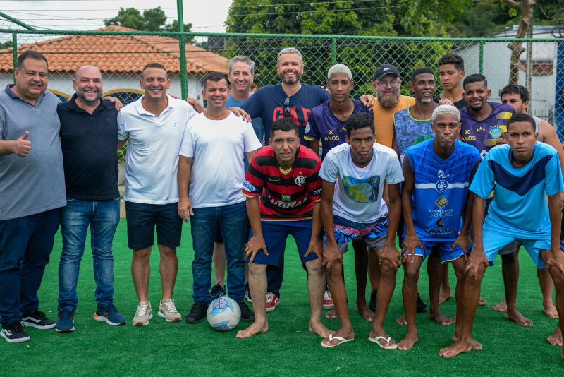 Rodrigo Drable inaugura campo de grama sintetica em Rialto –