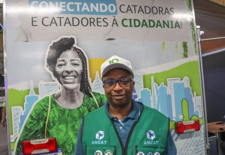 Brasília (DF), 20/12/2023,  A Expocatadores 2023, com o tema É hora da conta fechar!, a edição deste ano conta com mais de dois mil catadores (as no Estádio Nacional Mané Garrincha, em Brasília. Na foto Roberto Rocha, da Associação Nacional dos Catadores e Catadoras de Materiais Recicláveis. Foto: Valter Campanato/Agência Brasil