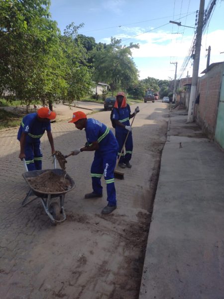 Barra Mansa intensifica limpeza de ruas com foco no periodo