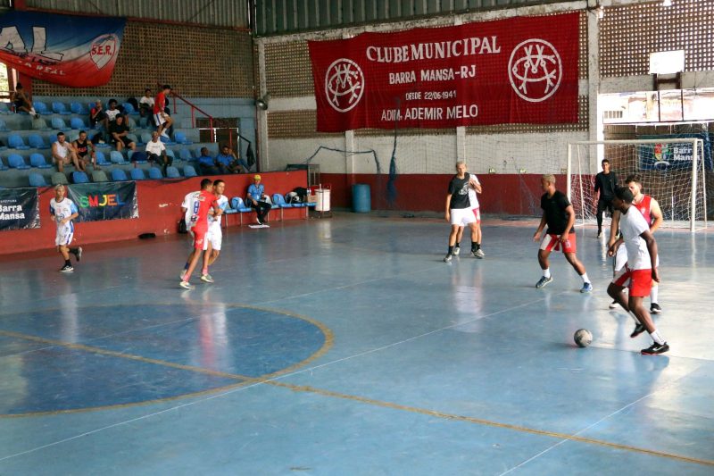 Barra Mansa realiza ultima peneira para equipe de Futsal –