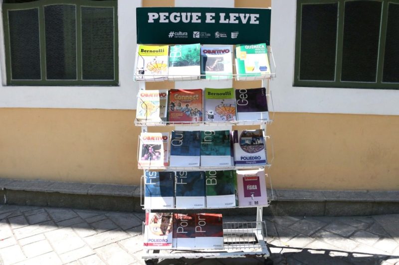Barra Mansa realiza campanha de arrecadacao de livros na Biblioteca