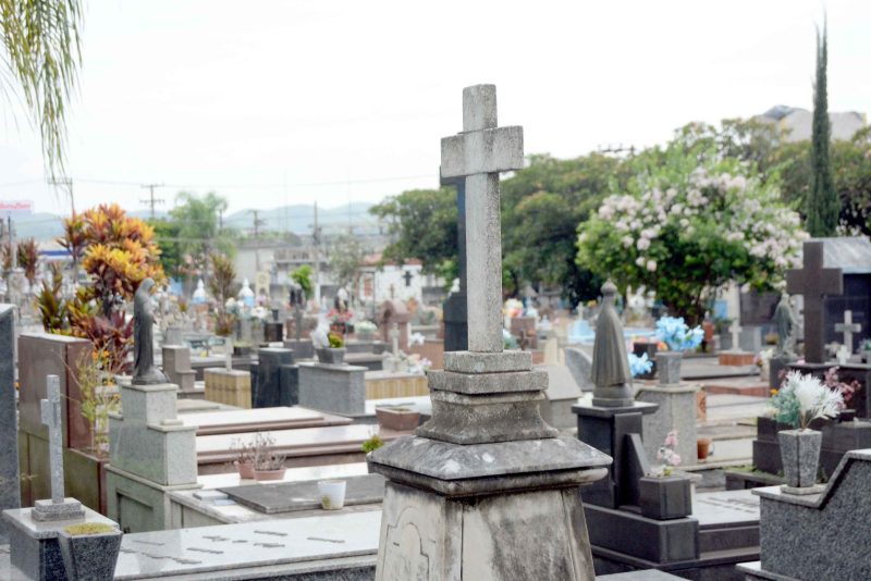 Barra Mansa desenvolve cartilha com orientacoes sobre sepultamentos no Cemiterio