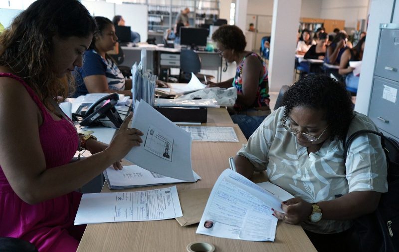 Prefeitura de Volta Redonda nomeia novos profissionais para trabalharem na rede municipal de ensino