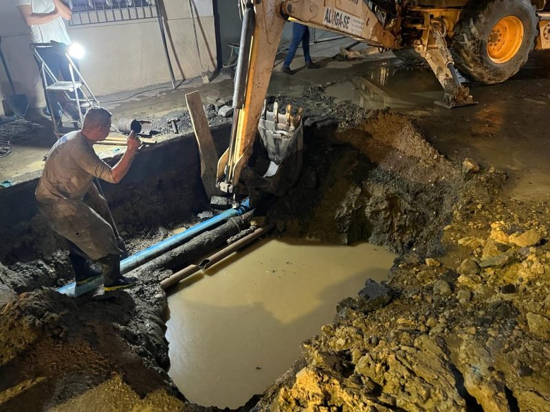 Saae BM realiza manutencao emergencial na rede de captacao da ETA