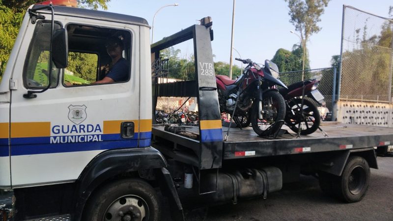 Sistema Integrado de Segurança de Volta Redonda apreende motos barulhentas e condutor é flagrado com droga