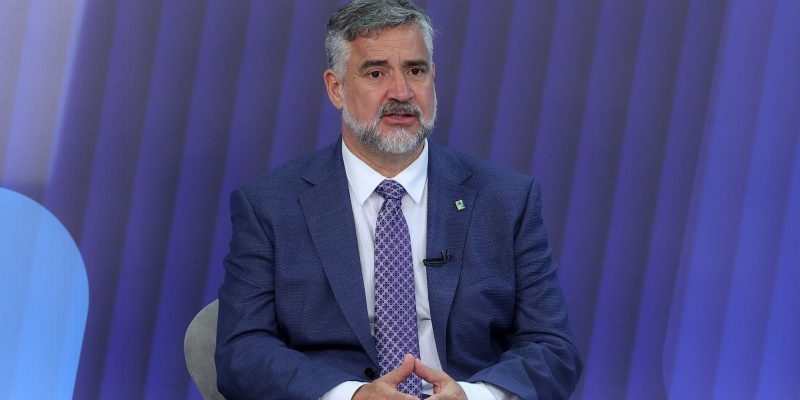 Não vai ter limite orçamentário para ajudar o RS, diz ministro