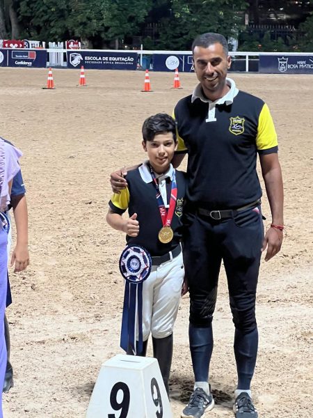 Aluno da Escola Municipal de Hipismo de Volta Redonda conquista primeiro lugar em etapa estadual