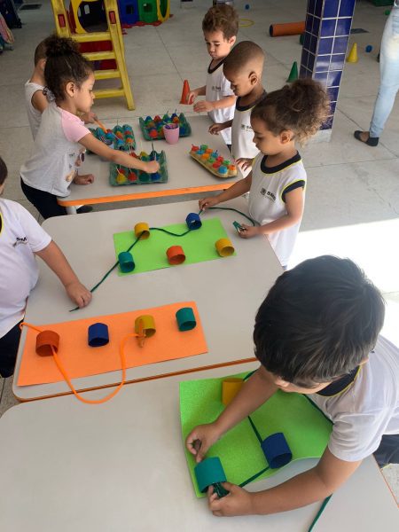 Escolas da rede municipal comemoram Dia da Matemática com atividades lúdicas em Volta Redonda