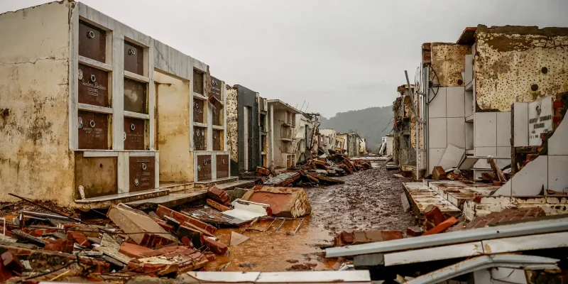 RS: governo dispensa documentos para saque calamidade do FGTS
