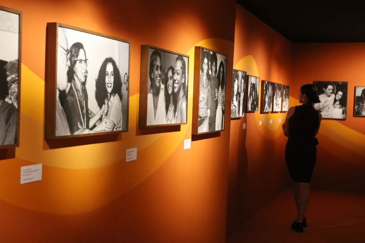 Rovena Rosa/Agência Brasil São Paulo (SP), 09/05/2024 - Mostra Encontros da fotógrafa Thereza Eugênia, com curadoria de André Sturm, no Museu da Imagem e do Som - MIS. Foto: Rovena Rosa/Agência Brasil
