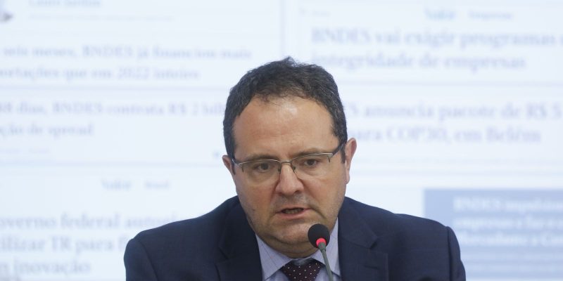 RS requererá linha de crédito para reconstrução, diz diretor do BNDES