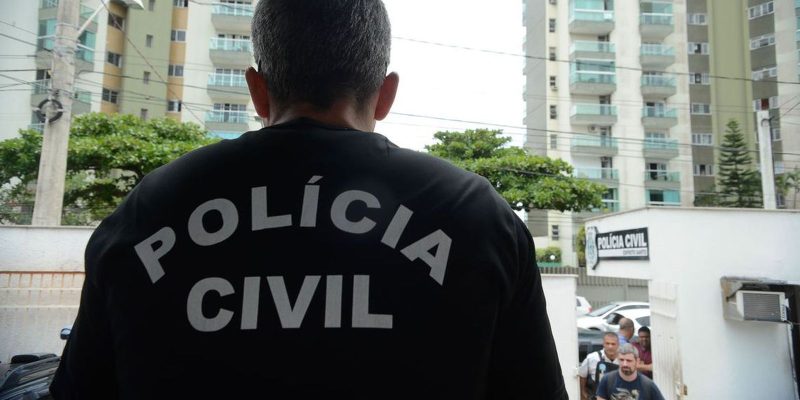 Polícia procura ladrões que roubaram computadores para escolas no Rio