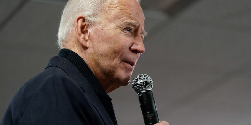 Biden reconhece a idade e desempenho ruim no debate, mas promete derro