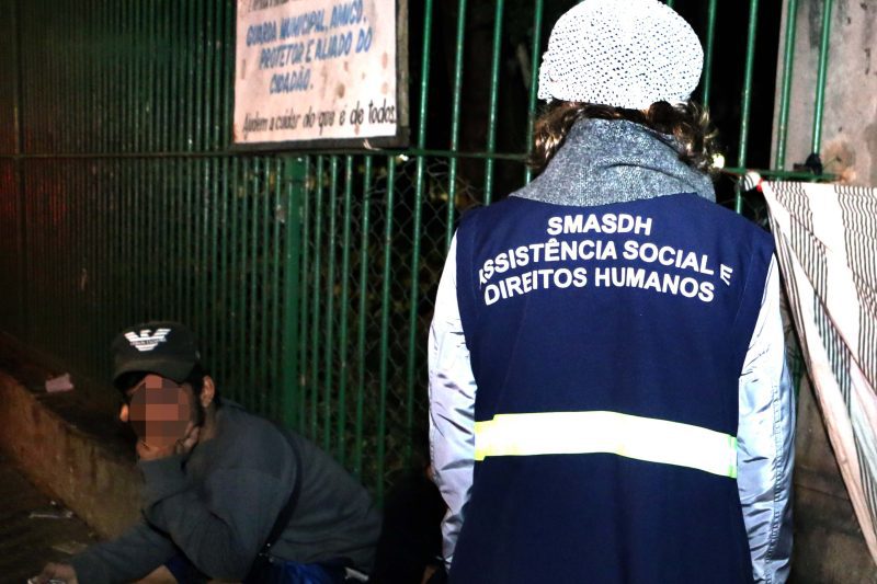 Barra Mansa realiza abordagem social com moradores em situacao de