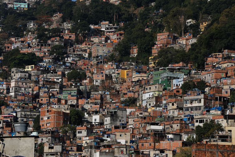 Fernando Frazão/Agência Brasil CONFRONTOS DE TRAFICANTES NA ROCINHA