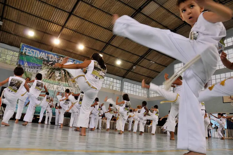 Barra Mansa terá homenagem a mestres de capoeira